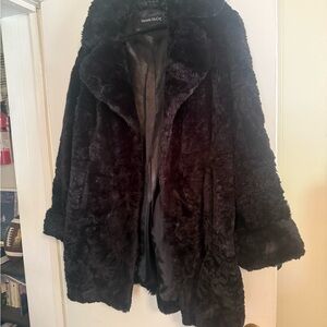 Pamela McCoy Elegant Black Teddy Jacket